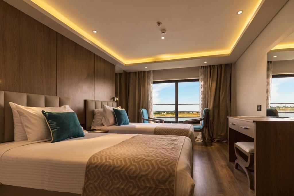 12 Days - Luxury Cairo, Nile Cruise & Sharm El Sheikh Red Sea